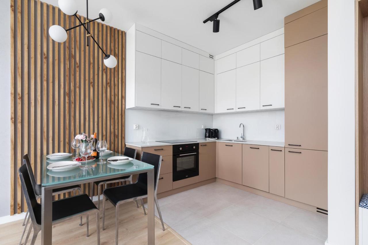 Lotniczowka Apartments By Renters Prestige Краків Екстер'єр фото