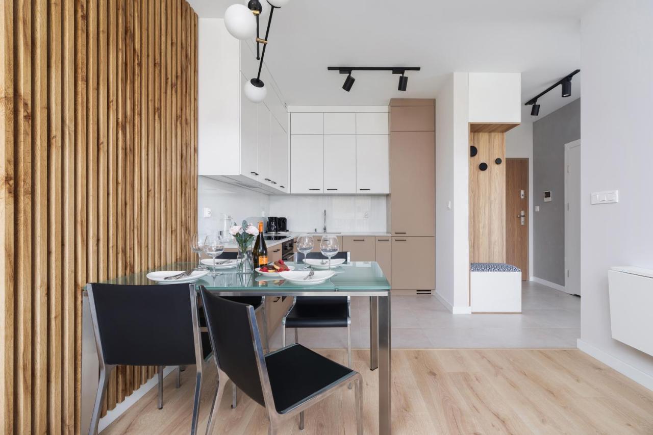 Lotniczowka Apartments By Renters Prestige Краків Екстер'єр фото