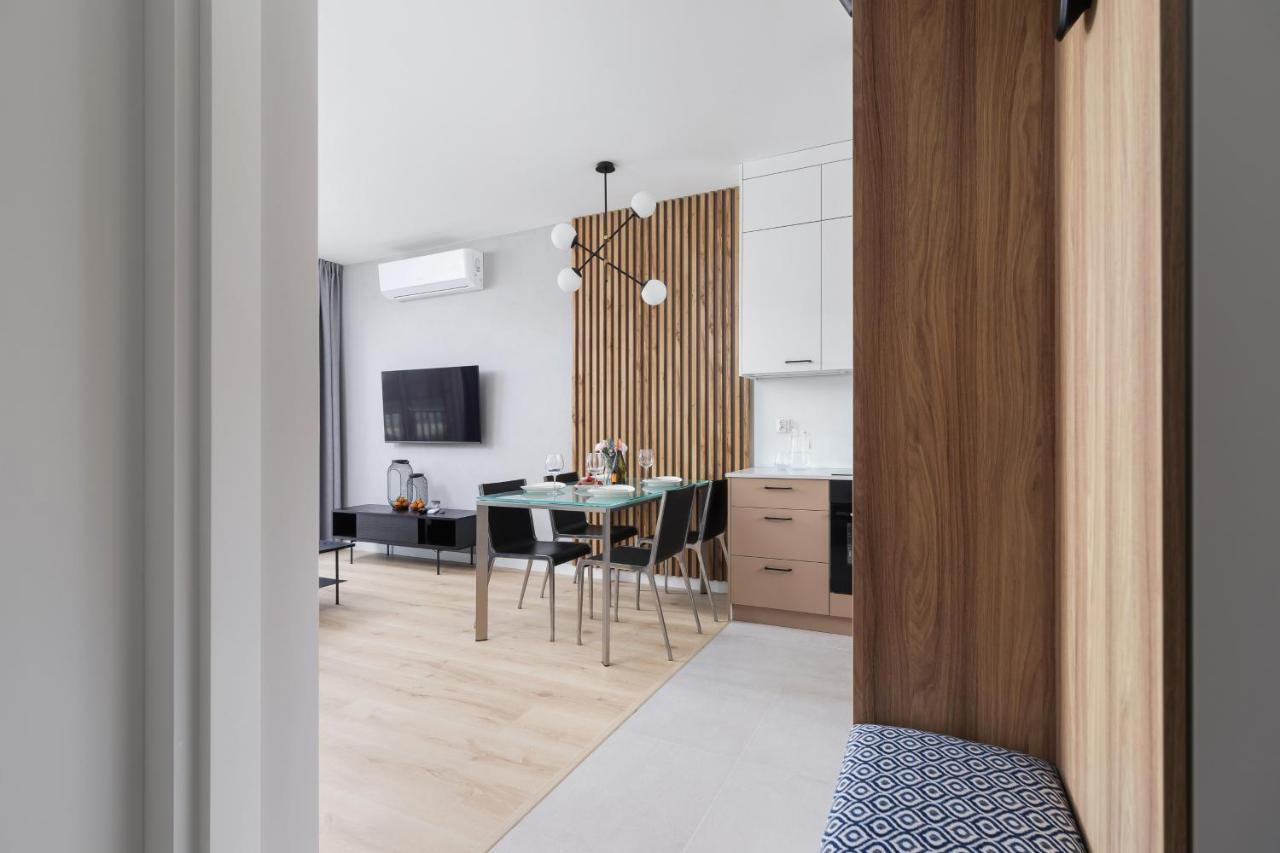 Lotniczowka Apartments By Renters Prestige Краків Екстер'єр фото