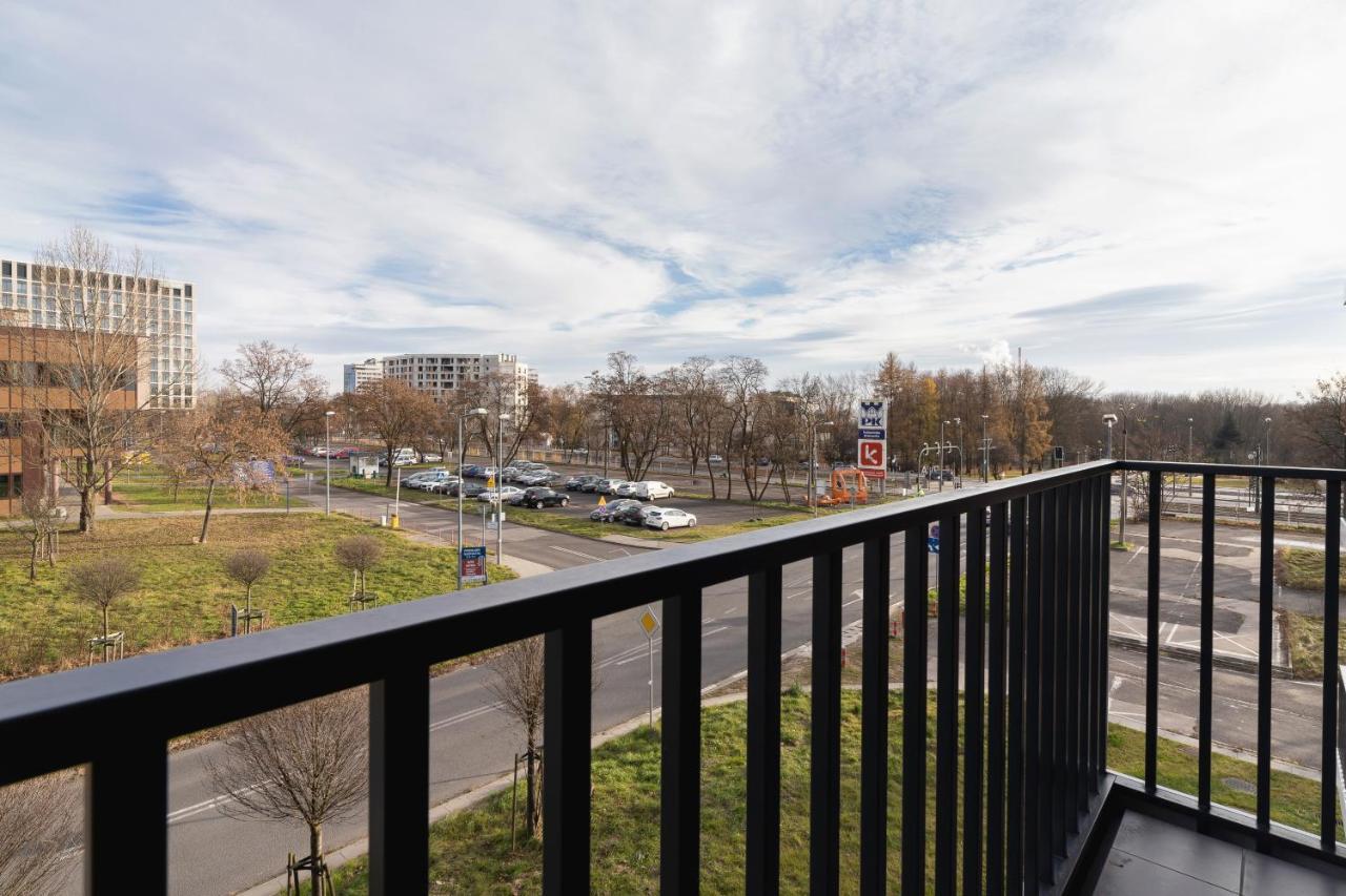 Lotniczowka Apartments By Renters Prestige Краків Екстер'єр фото