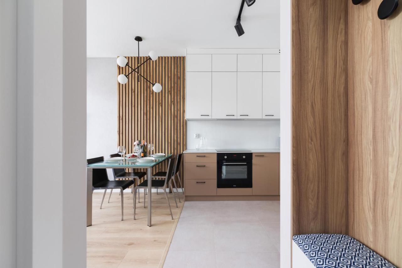 Lotniczowka Apartments By Renters Prestige Краків Екстер'єр фото